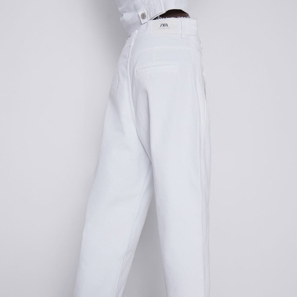Zara High Rise Cropped Jeans - Picture 5 of 7